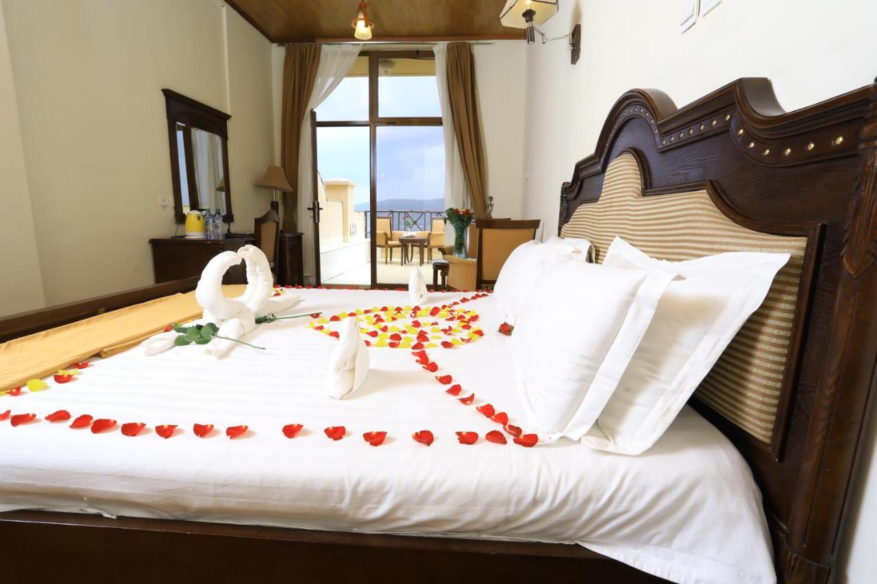 Taye Belay Hotel Gondar Bagian luar foto